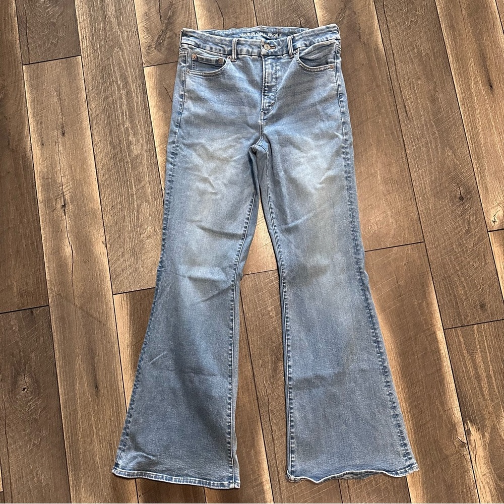 American Eagle Super Hi Rise Flares